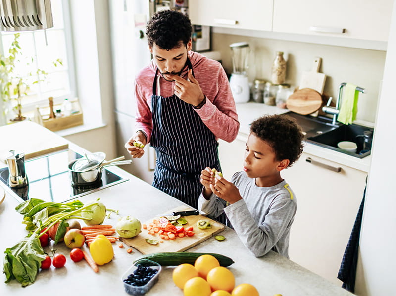 Dad and son cookingd