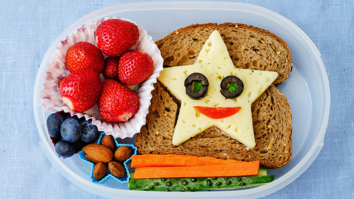 Lunch Tray  Healthy school, School food, School nutrition