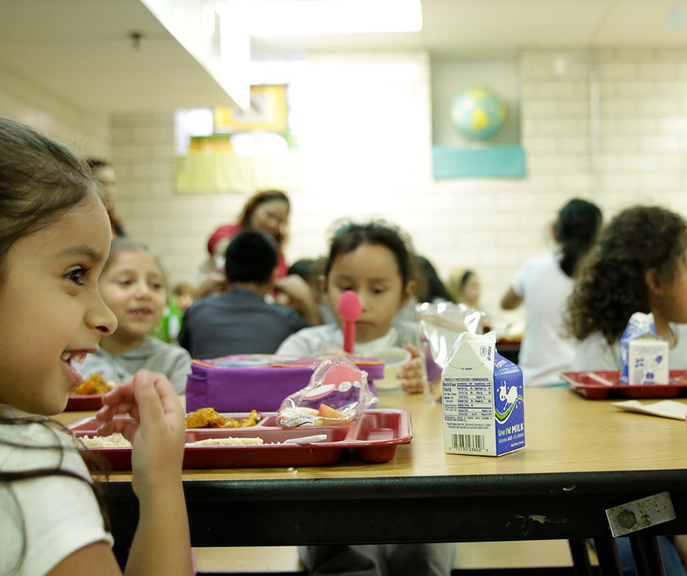 Children eating in lunch room