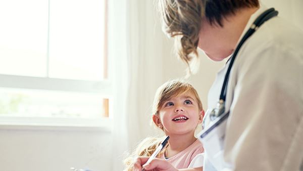 child with doctor child with doctor