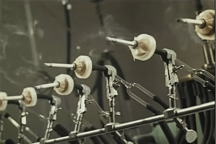 Vintage anti-smoking video from the American Heart Association: smoking machine