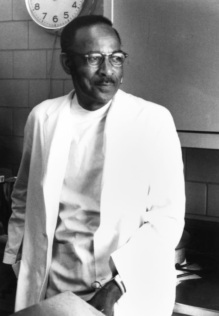 Dr. Vivien Theodore Thomas (From The Alan Mason Chesney Medical Archives of The Johns Hopkins Medical Institutions; photo subject to copyright restrictions)