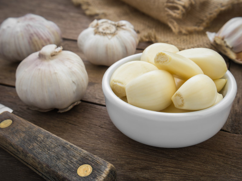 Sorting folklore from fact on the health benefits of garlic | American Heart  Association