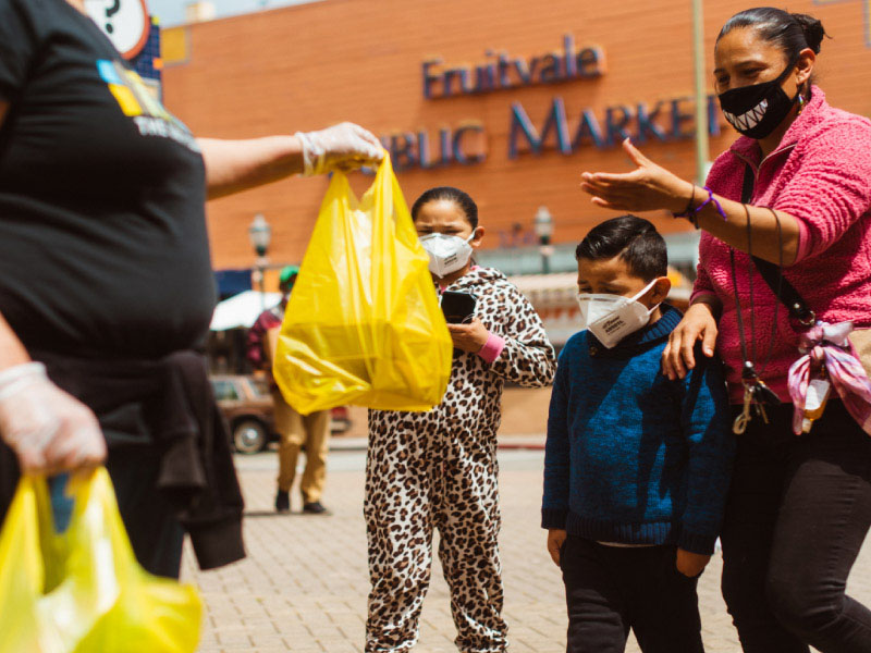 The Unity Council provides groceries to the community at a weekly food distribution event. (Photo by Nikolasi Saafi)