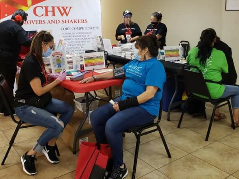 Promotores como estos en Texas ayudan a la comunidad latina con algunas de sus necesidades de atención médica. (Foto cortesía de Mercedes Cruz-Ruiz)