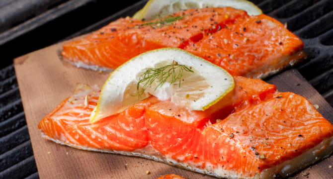 How does the Oily fish consumption decreased the risk of Cardiovascular health ?