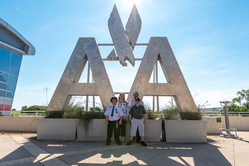 Easton Fryer's family visited American Airlines headquarters in July 2019. (Photo courtesy of Envoy Airlines) 