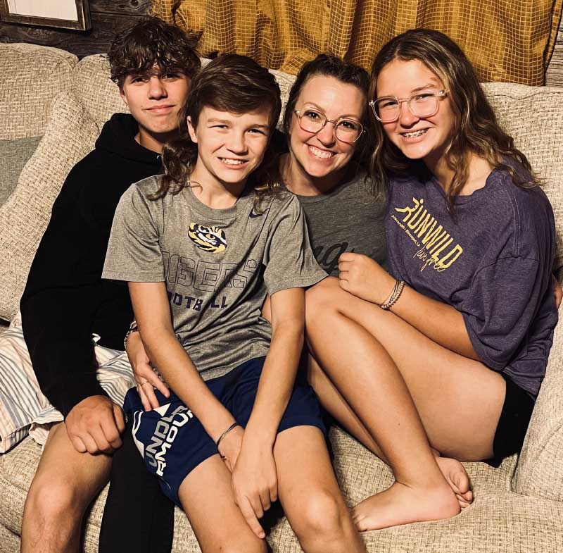 Anniston with her brothers and mom. From left: Cason, Garison, Britain and Anniston. (Photo courtesy of Britain Stokes)
