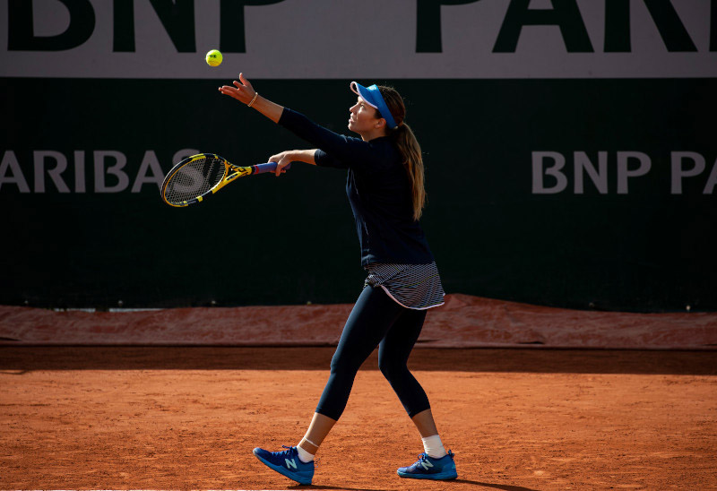 Danielle Collins in action at the 2020 French Open. (Photo by New Balance)