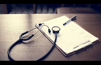 clipboard, stethoscope, and writing pen