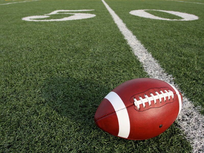 Do NFL players' hearts take a hit from football? | American Heart  Association