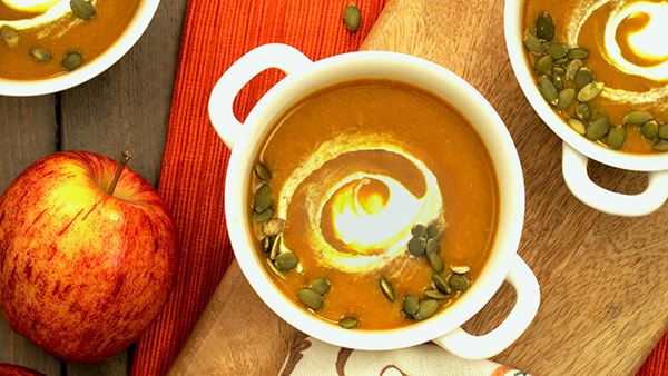 Indian spiced pumpkin apple soup recipe Indian spiced pumpkin apple soup recipe