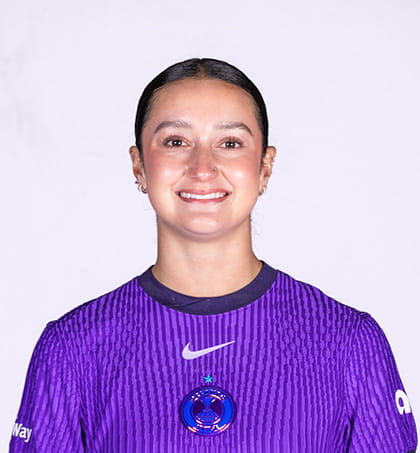 Ally Lemos headshot