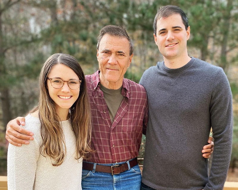 Carlos with his children a few years after his seizure