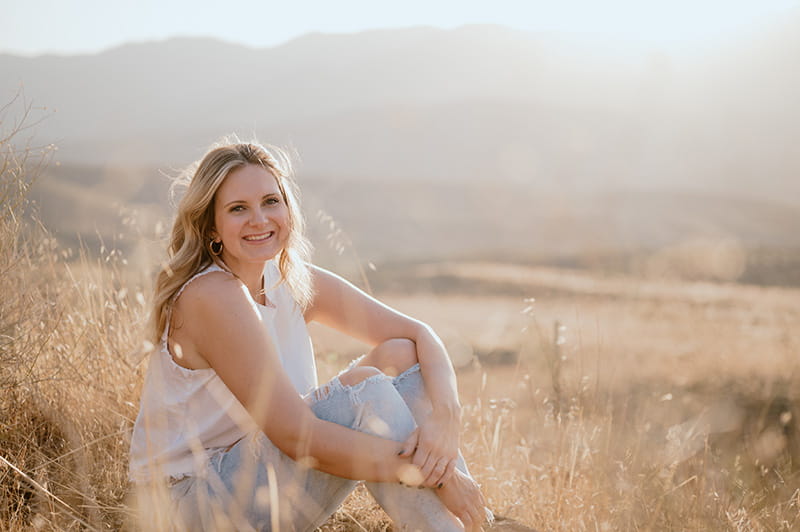 Alyssa Reader posing in the sunshine